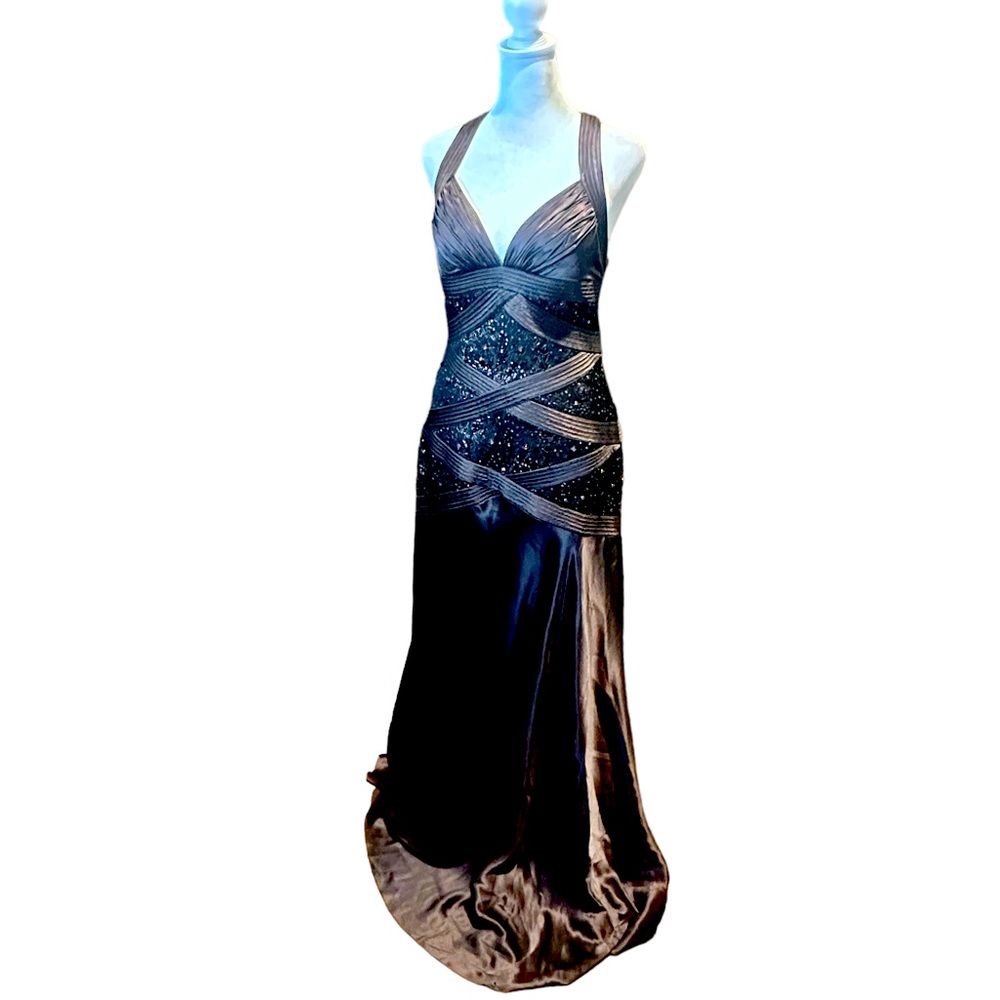 Beautiful 1990’s Vintage 100% Silk Beaded Floor Length Black Gown Size 6
